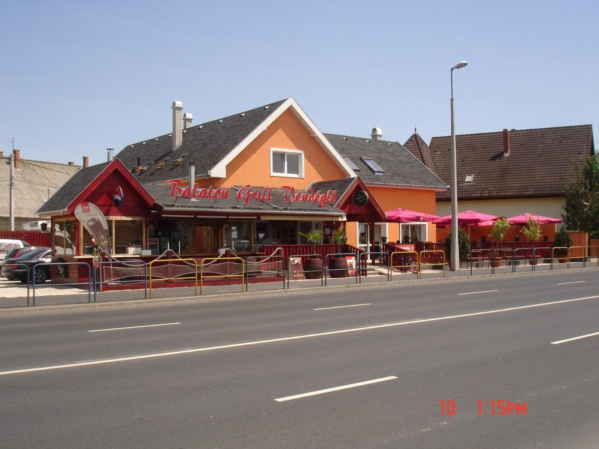 Balaton Grill Szallas Siófok Zewnętrze zdjęcie