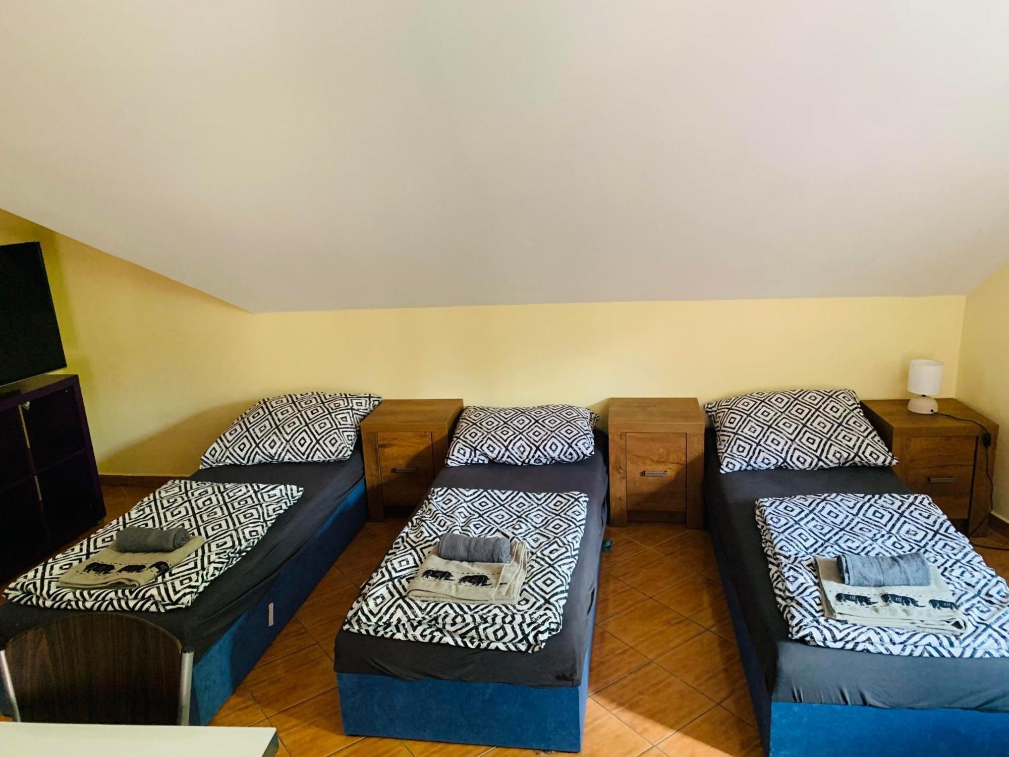Balaton Grill Szallas Siófok Zewnętrze zdjęcie